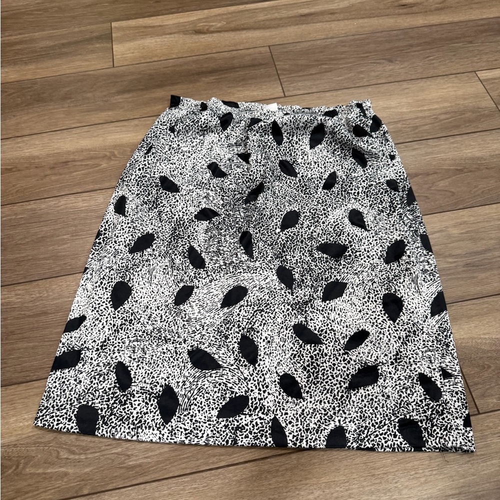Vintage Monochrome Leaf Pattern A-Line Skirt